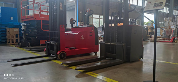 如何掌握電動叉車的使用方法 如何掌握電動叉車的使用方法